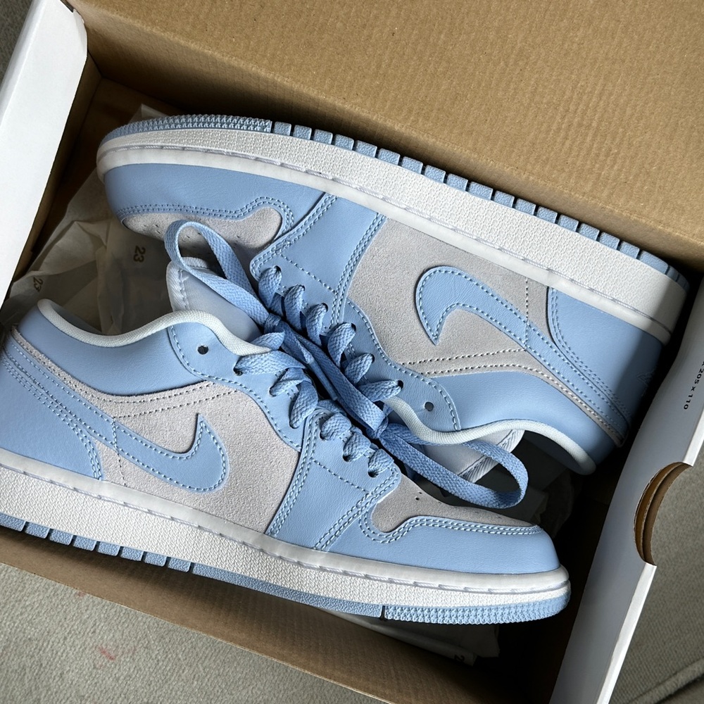 Air Jordan 1 Low